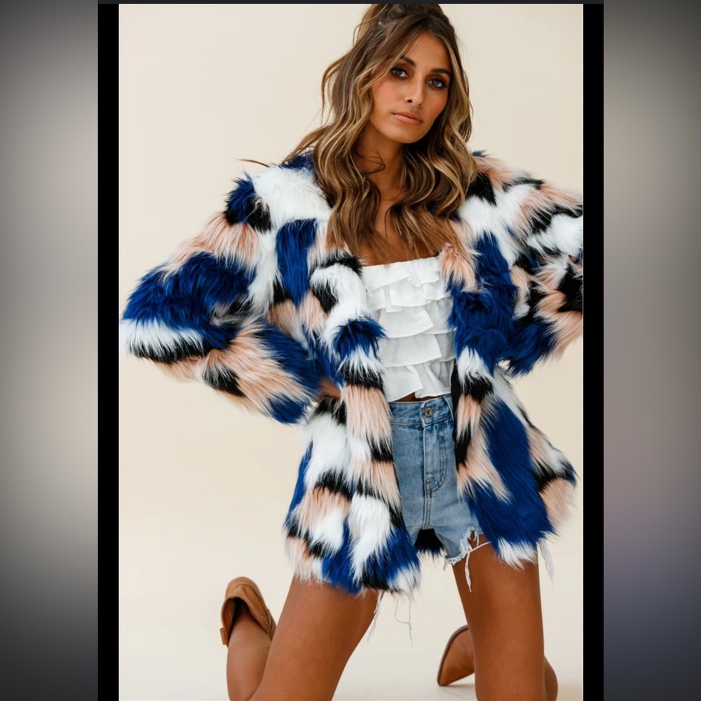 RONAN FAUX FUR MULTI-PRINT COAT BLUE. SIZE M/L. NWT